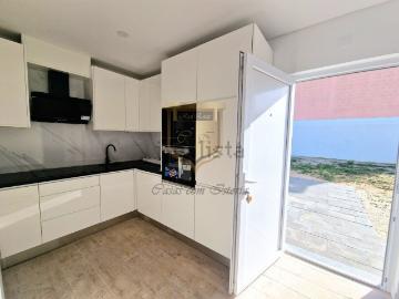 Moradia, Torres Vedras e Matacães