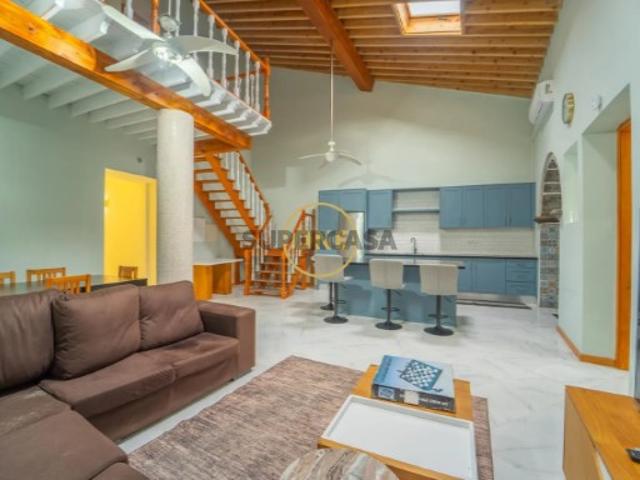 Moradia totalmente renovada, no centro da Ribeira Grande
