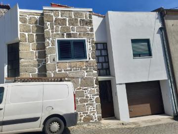 Moradia, Touguinha e Touguinhó