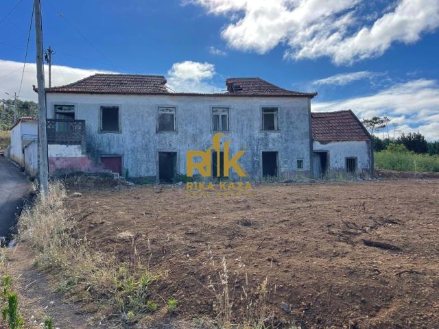 Moradia Tradicional Madeirense para Reabilitação
