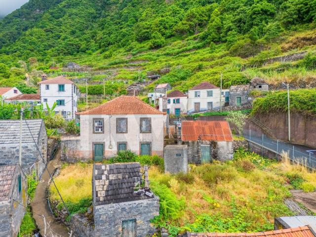 Moradia Tradicional na Ribeira Funda no Seixal 138m² Seixal