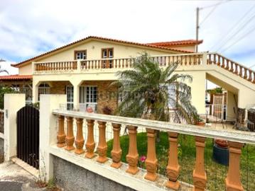Moradia tradicional T4 Porto Santo