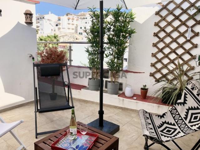 Moradia tradicional portuguesa T2 no Centro Histórico de Albufeira