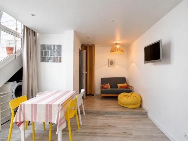 Moradia tradicional, renovada, 2 quartos 55m² Odiáxere