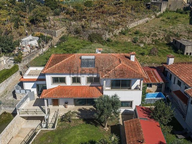 Moradia, Travanca