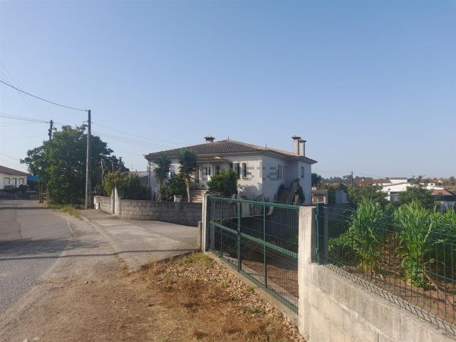 Moradia, Travassô e Óis da Ribeira