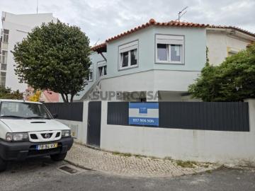 Casa à venda em Cacém - Terraço