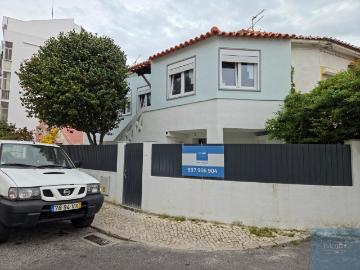 Moradia tri familiar no Cacém 126m² Cacém e São Marcos