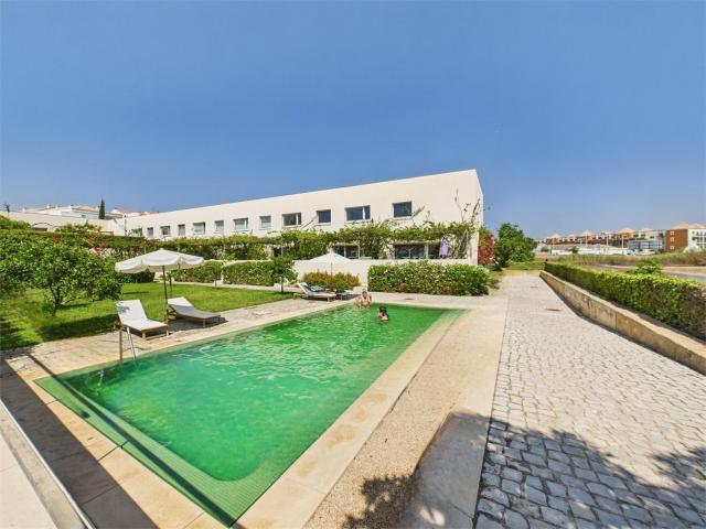 Moradia única centro histórico Temos para venda esta moradia. 0m² Tavira Santiago