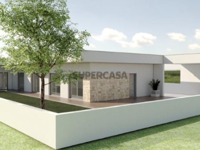 Moradia unifamiliar T4 em fase de construção Sesimbra, Carrasqueira