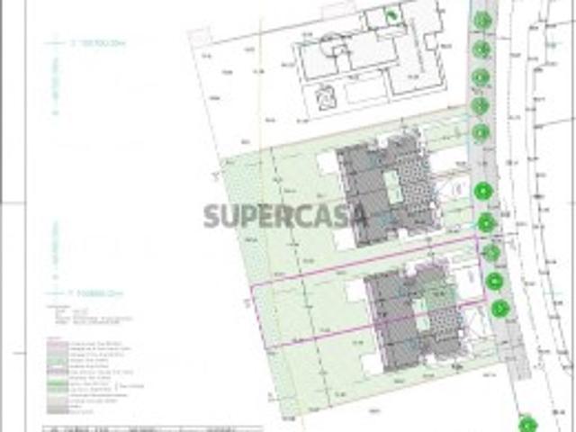Moradia Unifamiliar T4 em Santa Joana
