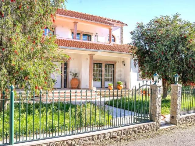 Moradia V4+2, Sintra 430m² São João das Lampas e de Terrugem