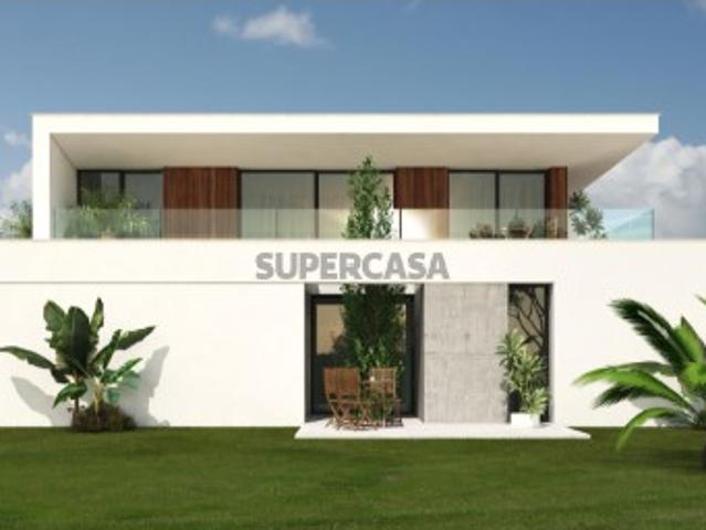 Moradia V4 Moderna com Piscina #Caldas da Rainha #Jardim #Garagem #Vistas deslumbrantes #Excelente qualidade #Acabamentos e materiais de luxo