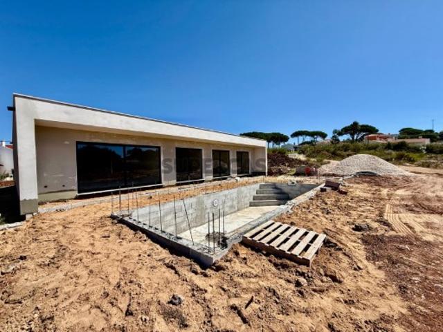 Moradia V4 Nadadouro, Caldas da Rainha | Piscina | Certificação A
