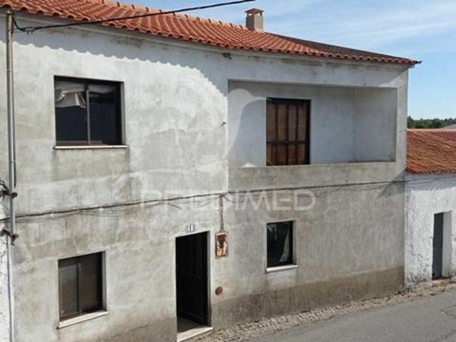 Moradia V4 à venda em Monte da Pedra, concelho de Crato, Portalegre, Portugal