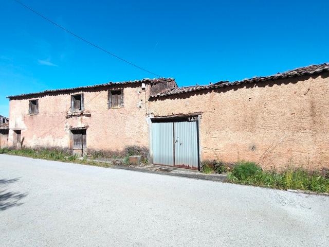 Moradia V4 à venda em Pombaria, Alvaiázere, concelho de Alvaiázere, Leiria, Portugal