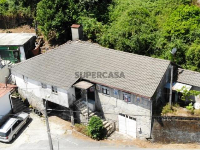 Moradia V4 c/ Terreno Mosteiro