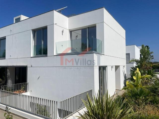 Moradia V4 com vista mar e piscina Tavira 237m² Santa catarina da fonte do bispo