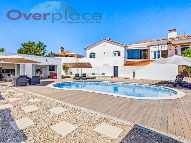 Moradia V4 com Vista Mar e Piscina 0m² Santa Bárbara