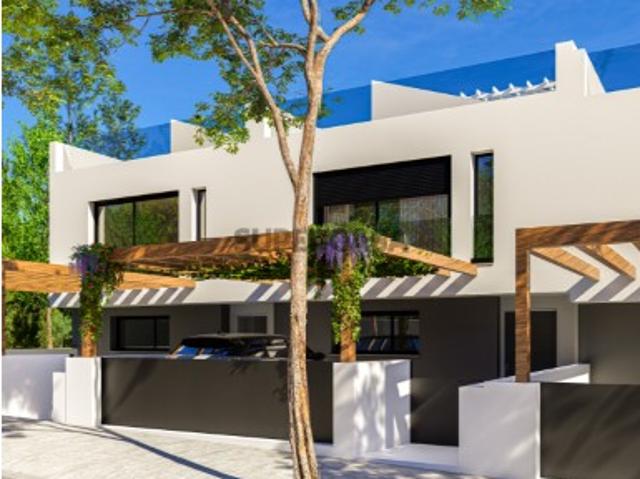 Moradia V4 em Empreendimento de Luxo junto à Ria Formosa em Faro, Algarve