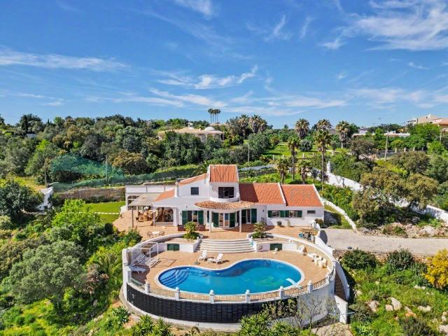 Moradia V4 Goldra 299m² Loulé São Clemente
