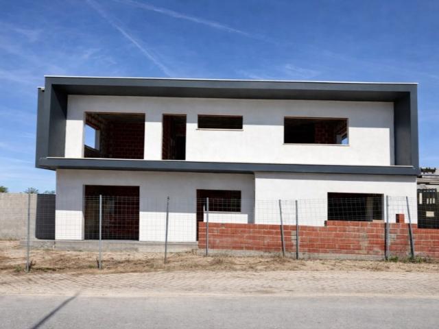 Moradia V4 #Piscina #Acabamentos de Excelência #Tornada #Garagem #Jardim