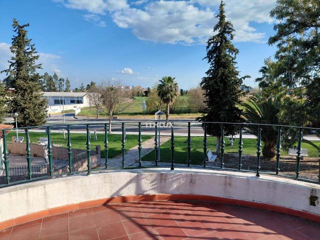 Moradia V5 com garagem localizado no Bairro Europa – Elvas Portugal