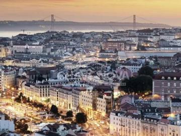 Moradia V5 Design Exclusivo e Vida Familiar em Alcântara 403m² Lisboa