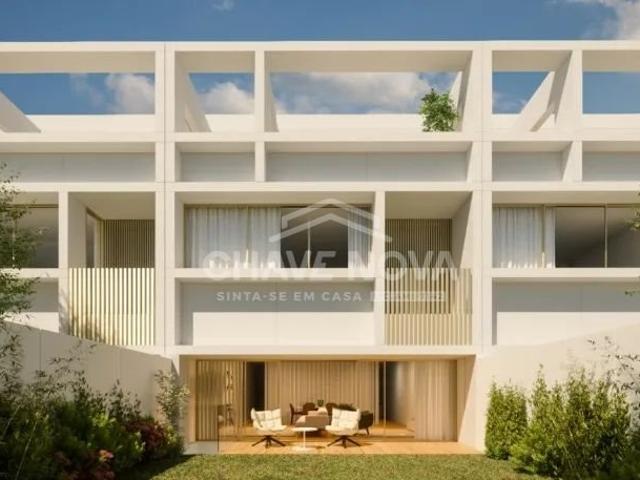 Moradia V5 Espaço, Luz e Sofisticação nas Casas de Santo Ama. 346m² Lisboa