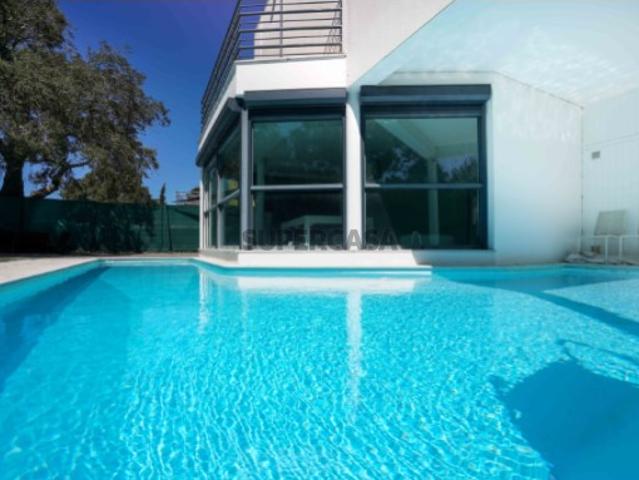 Moradia V5 Independente | Primeira Linha Golfe | Piscina Privada e Garagem