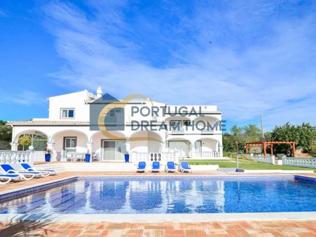 Moradia V6 Isolada | Vale Mouro | Piscina | Remodelada | Vis. 400m² Conceição e Estói