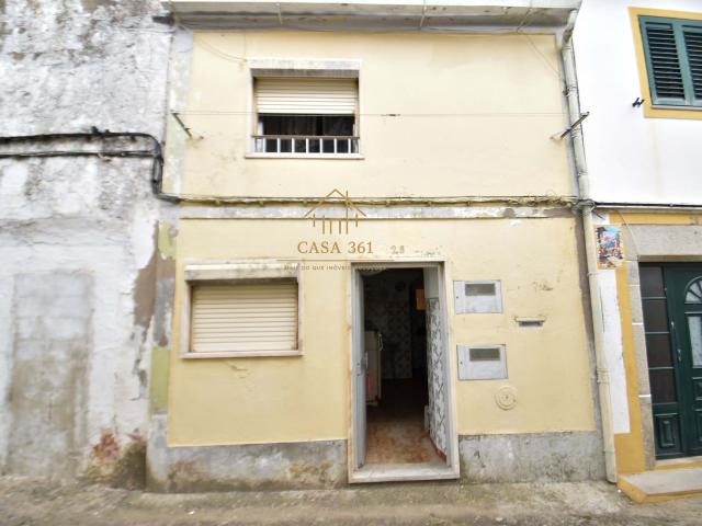 Moradia V1+1 para Venda no Centro de Assumar – Excelente Oportunidade de Investimento