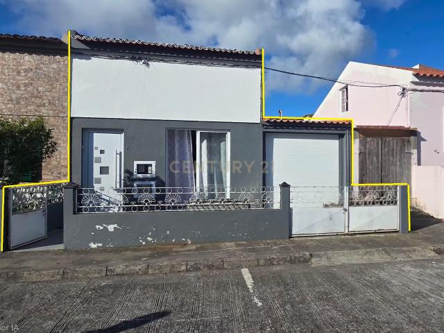 Moradia V1 com Aproveitamento de Sótão | Fajã de Cima – Ponta Delgada