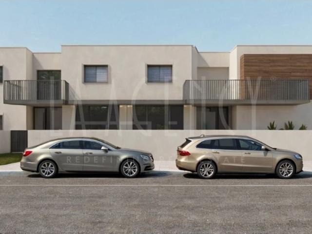 Moradia V2 Duplex + 2 com terraço