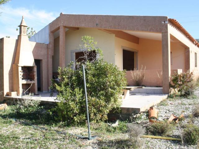 Moradia V2 para recuperar com vista mar 97m² Faro Sé e São Pedro