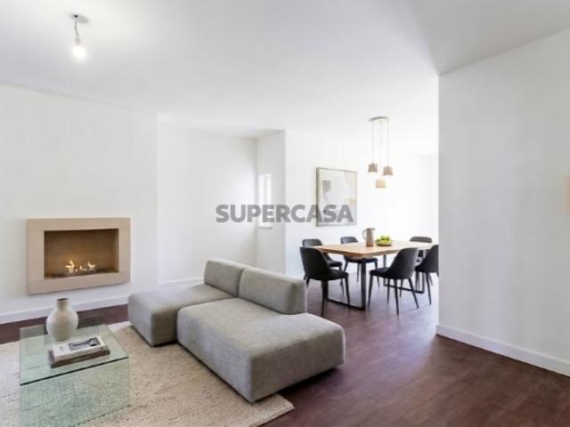 Moradia V3+1 em fase final de construção em Alcochete com garagem e logradouro