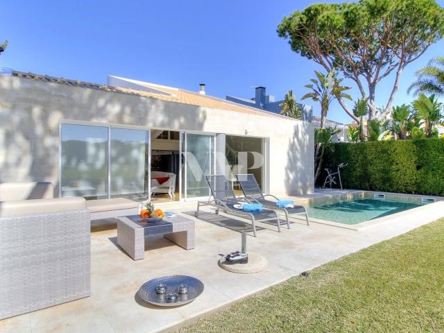 Moradia V3+2 com Piscina e Vista Golfe e Piscina, Vilamoura 285m² Vilamoura