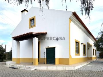 Moradia V3 MONTINHOS DOS PEGOS 429.000€