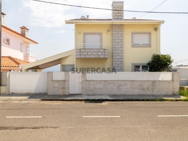 Moradia V3 c/ Garagem em Jovim Gondomar