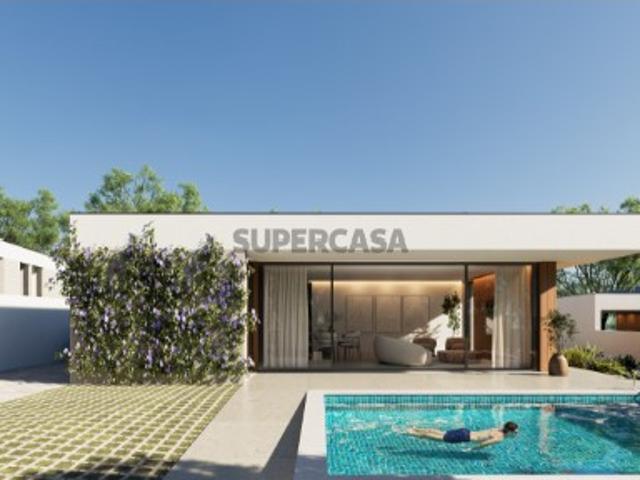 #Moradia V3 #Centro da Vila #500m da praia #Acabamentos de Luxo#São Martinho do Porto