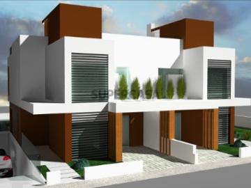 Moradia V3 com piscina e jardim no Bairro da Castelhana, São João da Talha