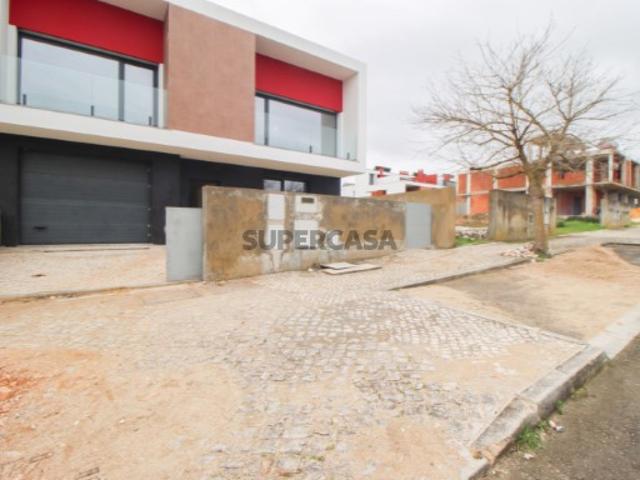 Moradia V3 em Alhos Vedros