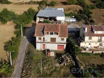 Moradia V3 em Bornes, Macedo de Cavaleiros em fase de construção