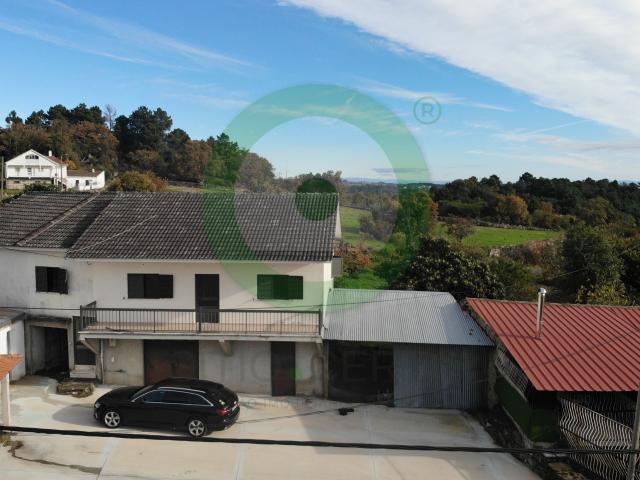 Moradia V3 em Chamoinha, Valpaços