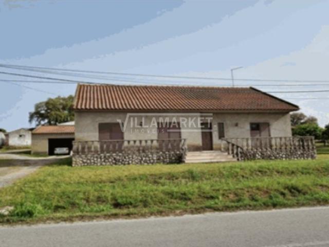 Moradia V3 isolada da banca com logradouro situada em Foros da Afeiteira, Vendas Novas