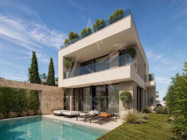 Moradia V3 Lote 1 com jacuzzi no rooftop com vista para a. 149m² Tornada e Salir do Porto