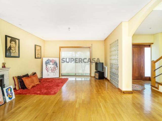 Moradia V3 para venda Sandim V. N. Gaia