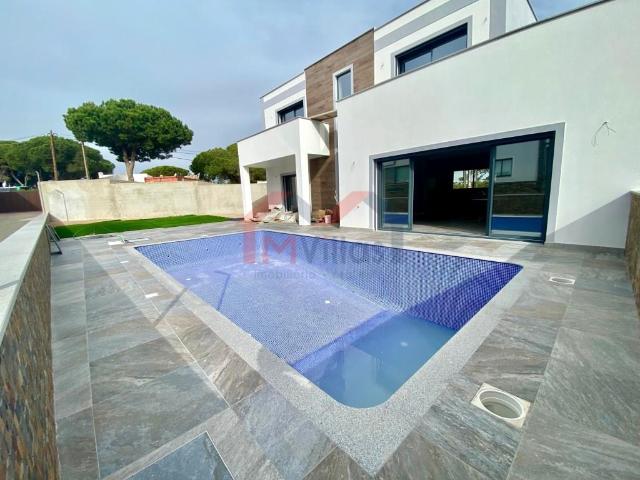 Moradia V3 semi geminada com piscina e garagem Albufeira 140m² Albufeira Olhos de Água