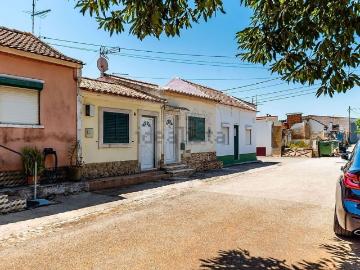 Moradia, Valada