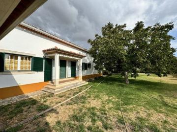 Moradia, Valada